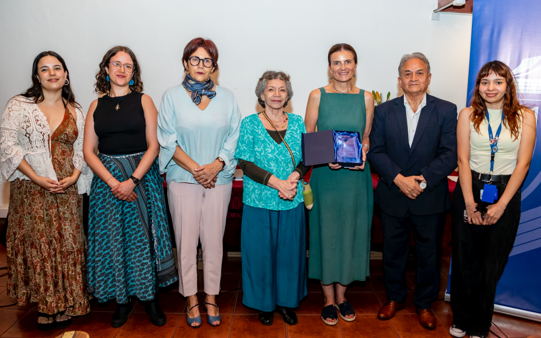 Ganadores Premio a la Edición 2025: Un rescate patrimonial de los manuscritos de Violeta Parra